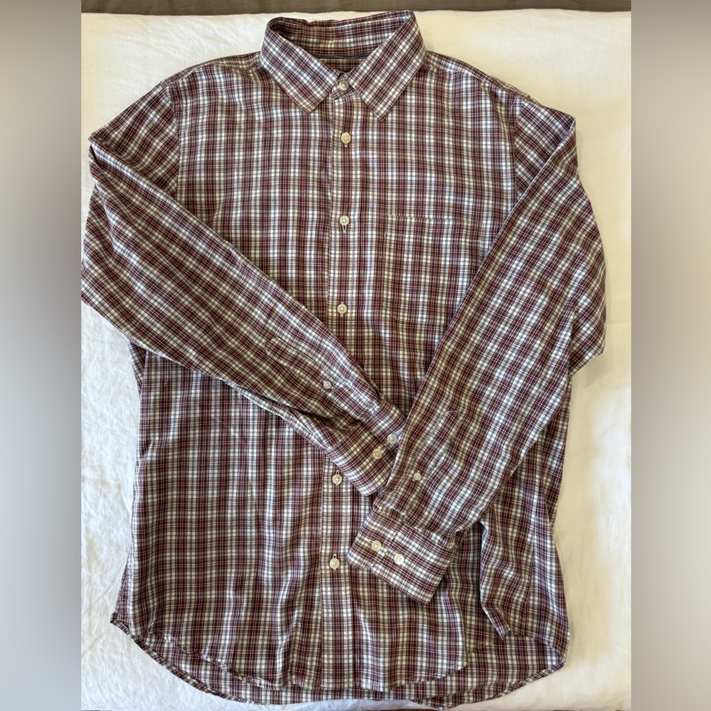 Banana Republic Factory Men’s Button Down Shirt